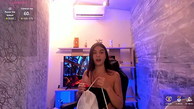 saracaball  online show from 01-19-26, 03:43