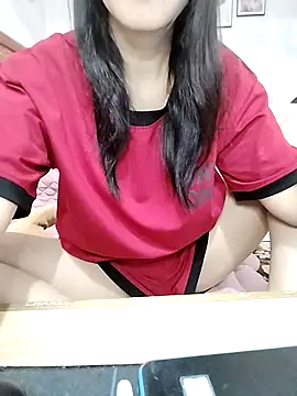 cream1299 online show from 10-28-25, 12:47