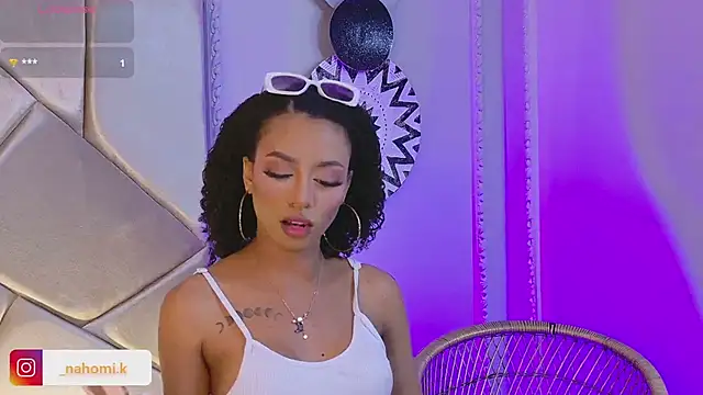 Snapshot of Nahomi_King chatting on 02-11-25, 07:48 Nahomi King online show from 02-11-25, 07:48