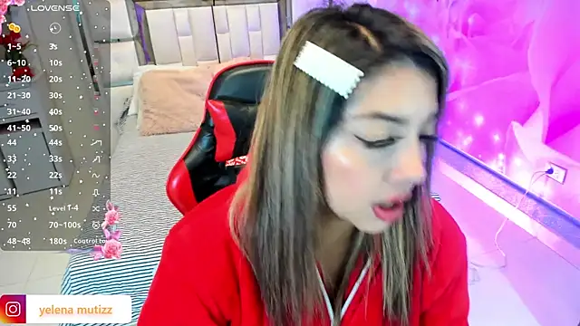 Yelena mutiz online show from 02-06-26, 01:03