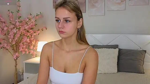 Wendy D0ll online show from 02-24-25, 09:41