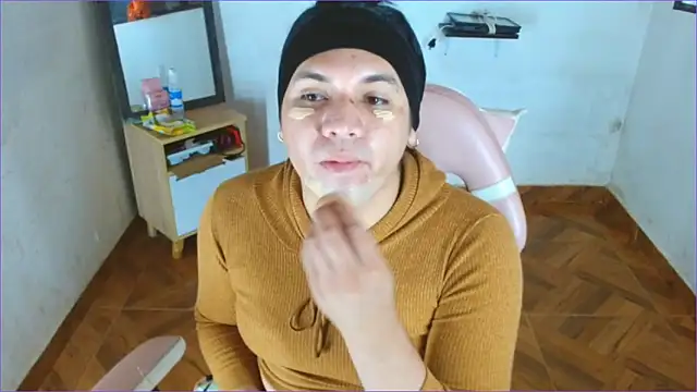 Geisha Seniers online show from 09-19-25, 10:49