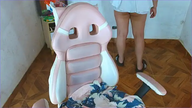 Geisha Seniers online show from 09-28-25, 08:25