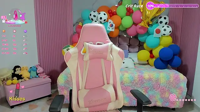 Yuli 16 online show from 07-18-26, 11:03