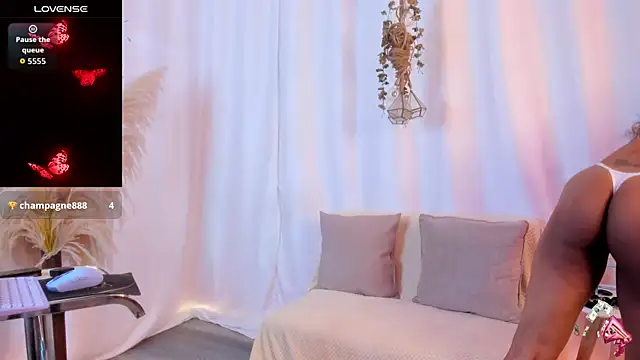 Helena-Fits online show from 09-25-25, 07:28