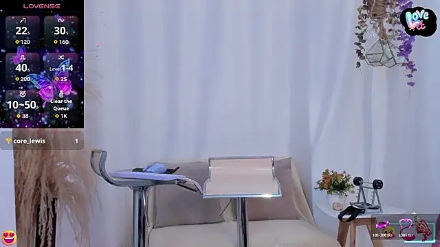 Helena-Fits online show from 03-05-26, 07:21