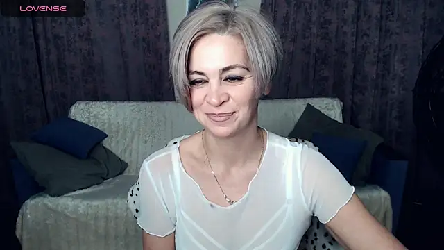 Blonde lola444 online show from 12-17-24, 11:16