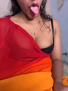 Snapshot of Goddess_sneha chatting on 05-28-26, 05:43 Goddess sneha online show from 05-28-26, 05:43