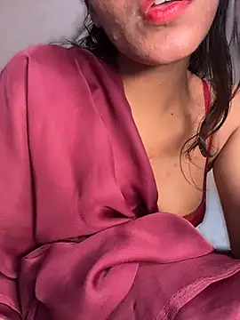 Snapshot of Goddess_sneha chatting on 06-09-26, 04:40 Goddess sneha online show from 06-09-26, 04:40