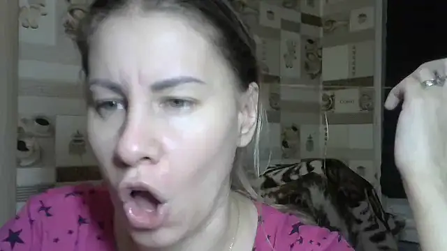 TherestlessKitty online show from 10-24-25, 10:17