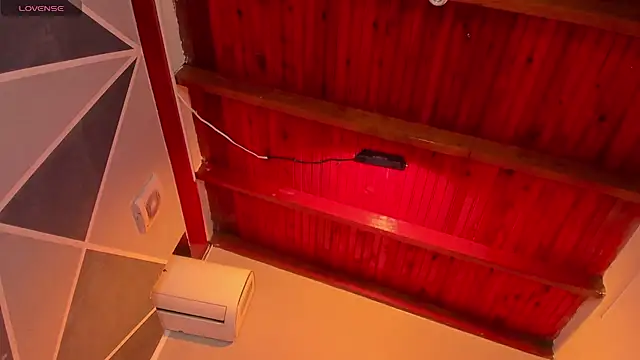 Snapshot of Karoll014 chatting on 02-19-26, 12:12 Karoll014 online show from 02-19-26, 12:12