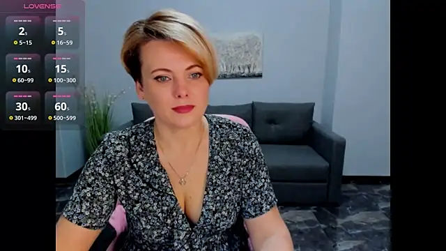 Julia Wilsone online show from 03-02-25, 06:37