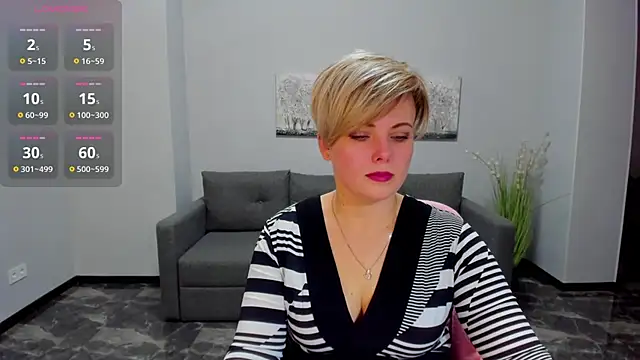 Julia Wilsone online show from 03-04-25, 12:33