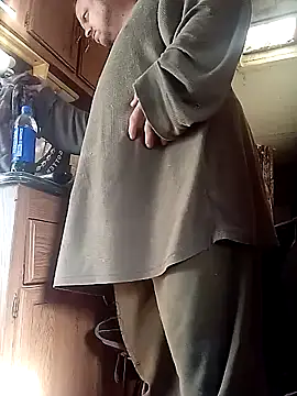 Snapshot of tjmacksjr chatting on 12-17-24, 03:06 tjmacksjr online show from 12-17-24, 03:06