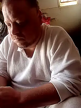 Snapshot of tjmacksjr chatting on 03-17-25, 04:22 tjmacksjr online show from 03-17-25, 04:22