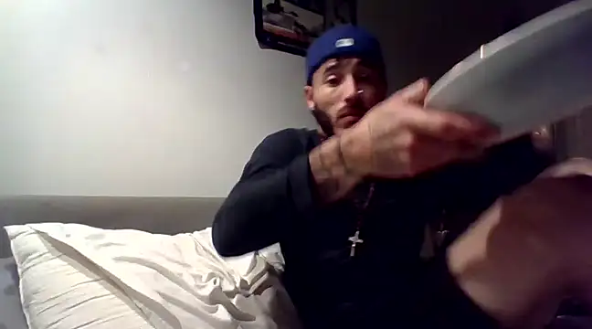 Snapshot of tengocanicas chatting on 12-23-24, 07:28 tengocanicas online show from 12-23-24, 07:28