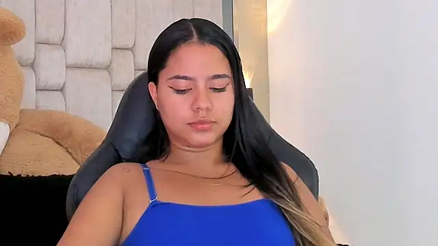 Snapshot of Marilyn-Cooper chatting on 01-23-25, 10:01 Marilyn-Cooper online show from 01-23-25, 10:01