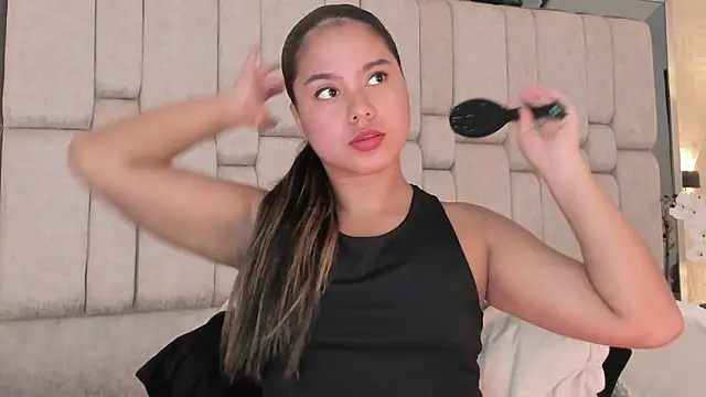 Snapshot of Marilyn-Cooper chatting on 03-03-25, 07:43 Marilyn-Cooper online show from 03-03-25, 07:43