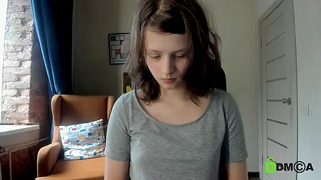 Snapshot of Alina_Mills chatting on 07-23-26, 12:36 Alina Mills online show from 07-23-26, 12:36
