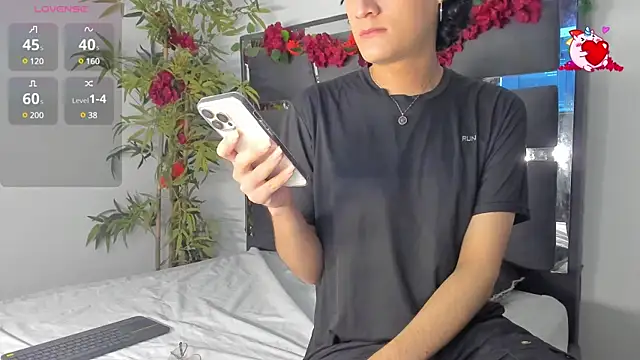 Black Rose2 online show from 03-18-25, 11:41