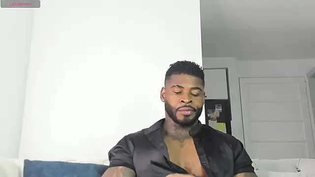 Makonneen online show from 06-17-26, 10:54