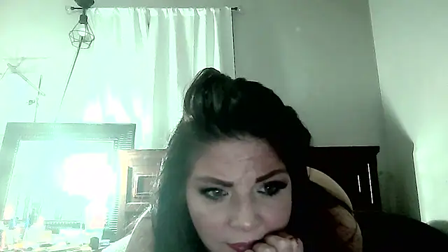 Snapshot of paiday chatting on 01-04-25, 01:10 paiday online show from 01-04-25, 01:10