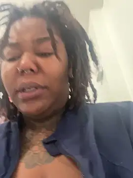 Goddess Nafeesha online show from 04-04-26, 01:08