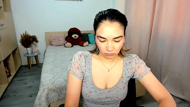 Alexa Dolly12 online show from 05-20-26, 08:09