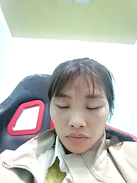 Snapshot of Lonalysexy chatting on 02-12-26, 05:35 Lonalysexy online show from 02-12-26, 05:35