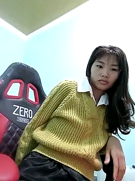 Snapshot of Lonalysexy chatting on 02-15-26, 12:07 Lonalysexy online show from 02-15-26, 12:07