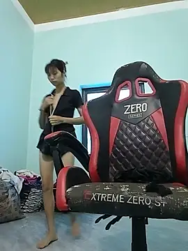 Snapshot of Lonalysexy chatting on 07-16-26, 02:50 Lonalysexy online show from 07-16-26, 02:50