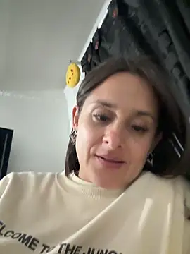 Alice milf  online show from 03-02-26, 11:33