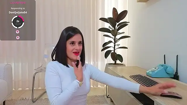 Alice milf  online show from 03-13-26, 12:01