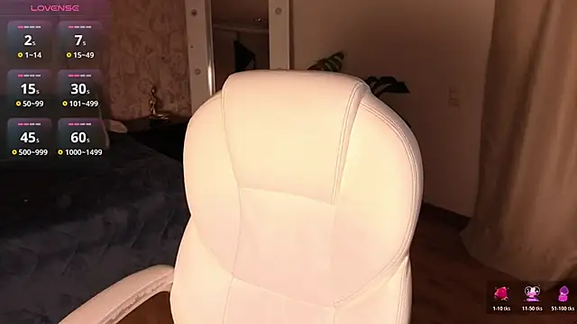 loly marce online show from 11-18-25, 08:46