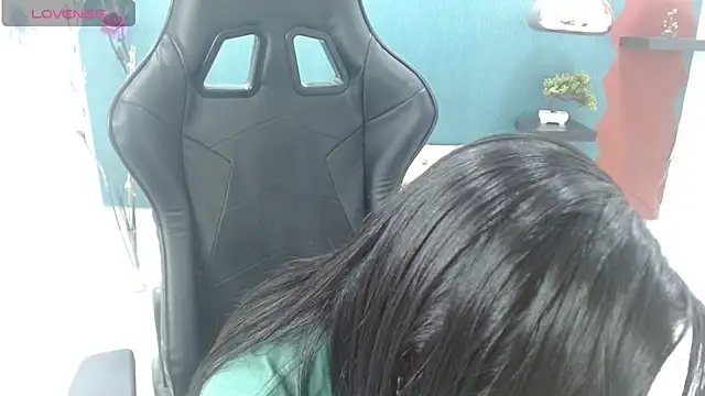 Melikasweetz online show from 02-12-25, 05:48