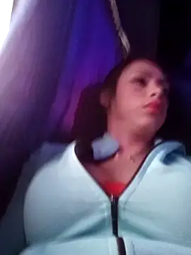 Snapshot of kattaleya993 chatting on 10-02-25, 10:55 kattaleya993 online show from 10-02-25, 10:55