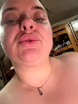 lairarose online show from 12-13-25, 07:53