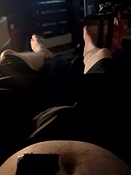 crazycam619 online show from 01-10-26, 06:37