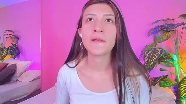 Nicolette ks  online show from 12-12-24, 01:06