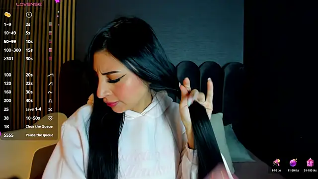 Nicolette ks  online show from 02-10-26, 03:54