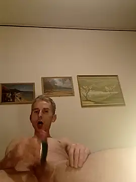 Snapshot of dedalus84 chatting on 03-13-25, 01:21 dedalus84 online show from 03-13-25, 01:21