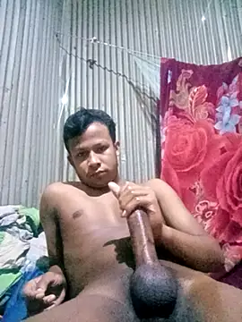 Hot boy 017 online show from 10-13-25, 04:01