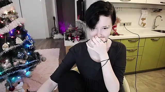 Snapshot of Kira_Bakker chatting on 12-02-24, 01:47 Kira Bakker online show from 12-02-24, 01:47