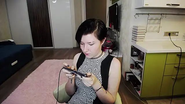 Snapshot of Kira_Bakker chatting on 01-14-25, 02:19 Kira Bakker online show from 01-14-25, 02:19