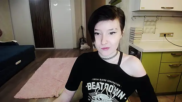 Snapshot of Kira_Bakker chatting on 01-19-25, 10:39 Kira Bakker online show from 01-19-25, 10:39