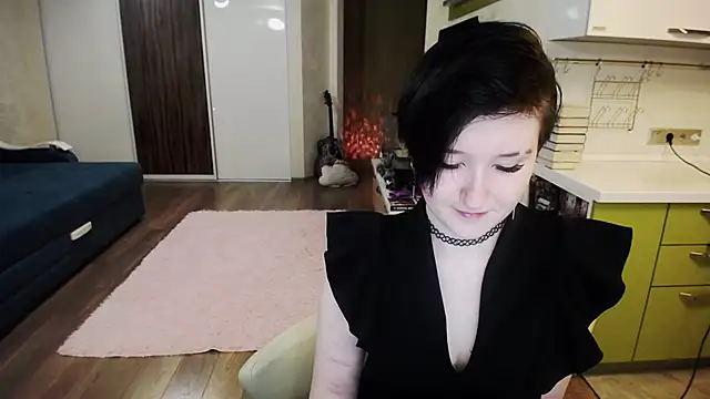 Snapshot of Kira_Bakker chatting on 02-02-25, 01:55 Kira Bakker online show from 02-02-25, 01:55