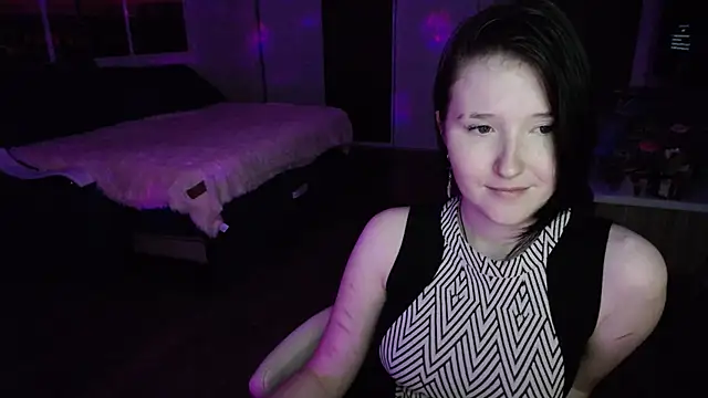 Snapshot of Kira_Bakker chatting on 10-03-25, 03:09 Kira Bakker online show from 10-03-25, 03:09