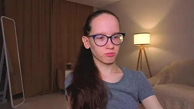 BettyBrowni online show from 12-14-25, 05:07