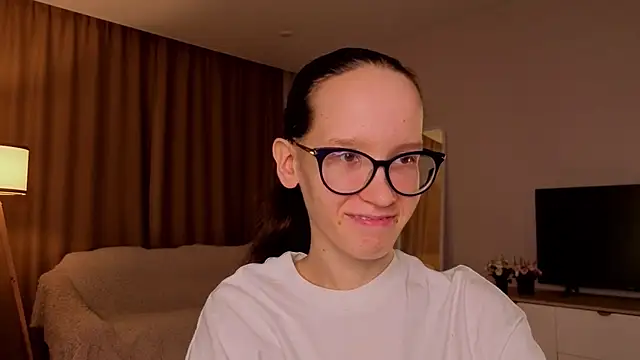 BettyBrowni online show from 04-04-26, 04:15