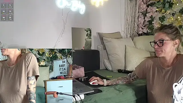 Snapshot of Tatjana_Sue chatting on 12-05-24, 10:23 Tatjana Sue online show from 12-05-24, 10:23